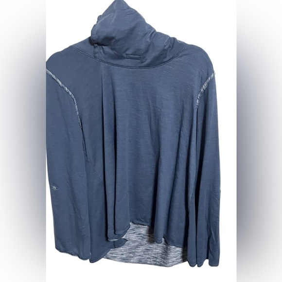 Chelseas & Violet Blue Turtleneck Top Sz Large - Picture 1 of 8